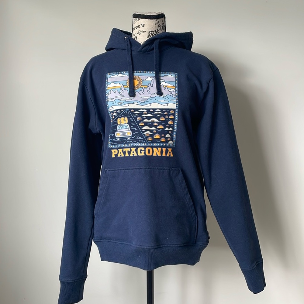 Patagonia Men's Navy Hoodie - size Small